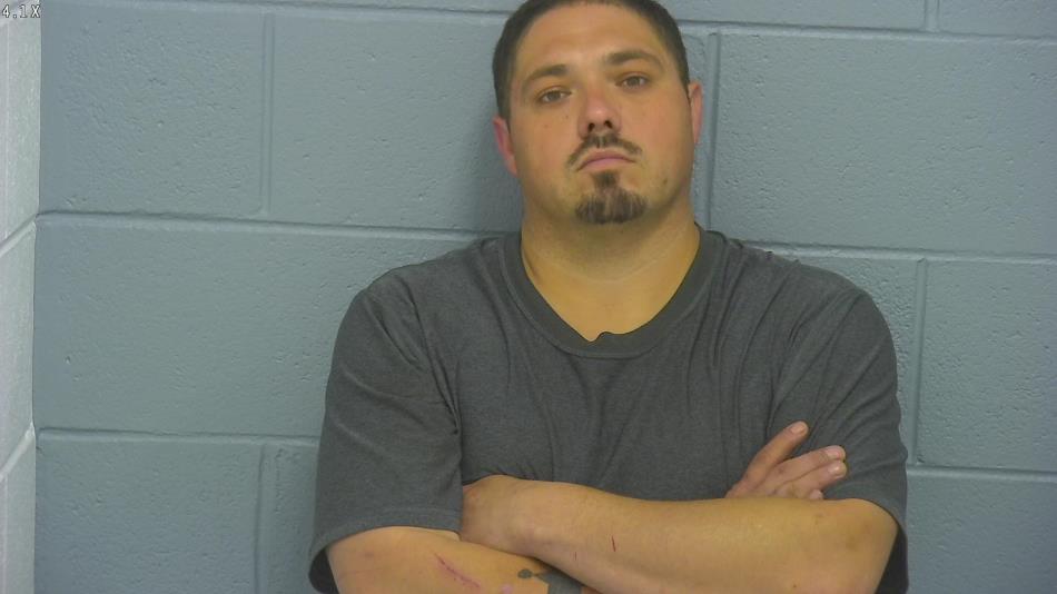 Arrest photo of AARON SWIFT