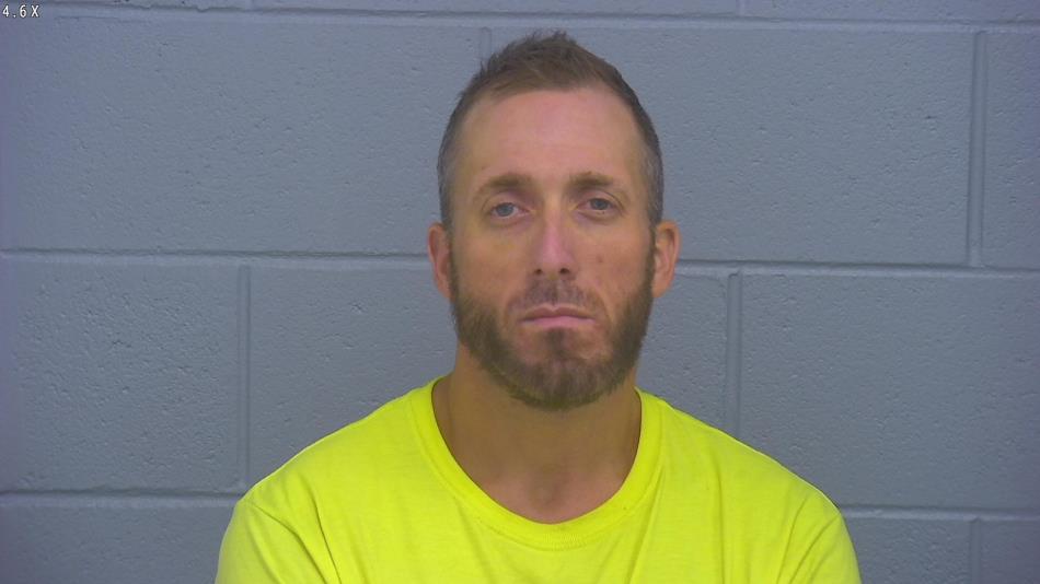 Arrest photo of AARON THOENEN