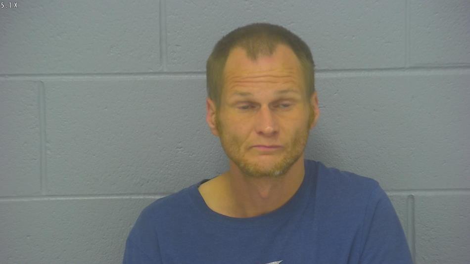 Arrest photo of AARON CARLYLE