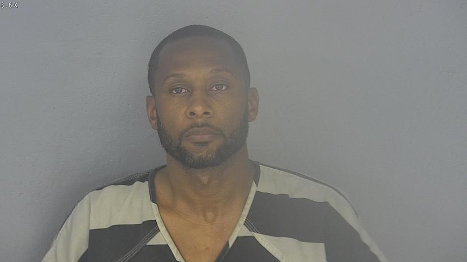 Arrest photo of ANTHONY LEWIS