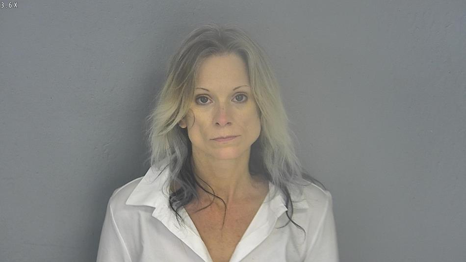 Arrest photo of APRIL WHITE