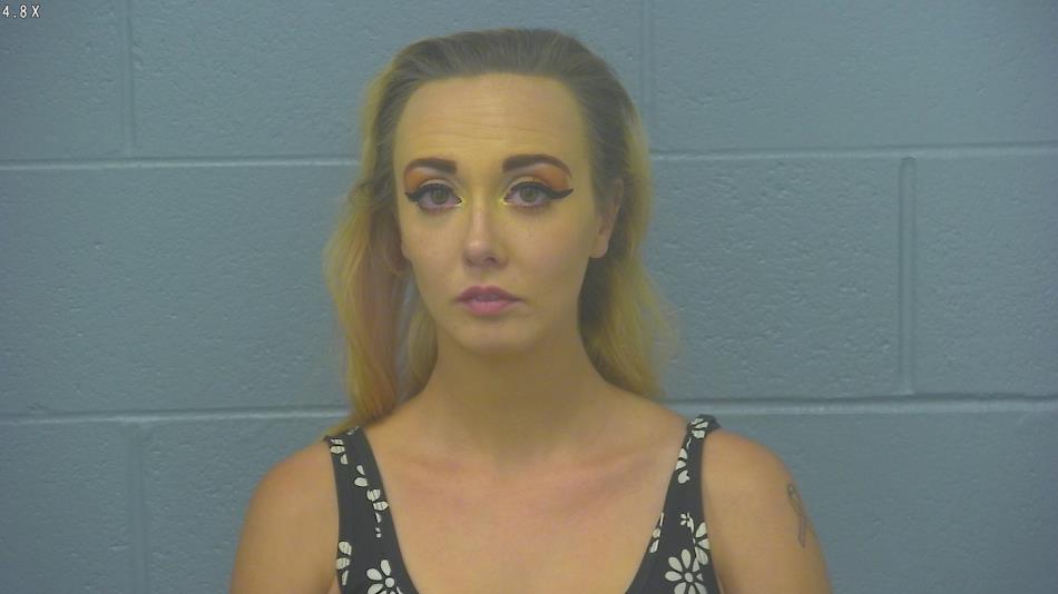 Arrest photo of ASHLYNNE EASLEY