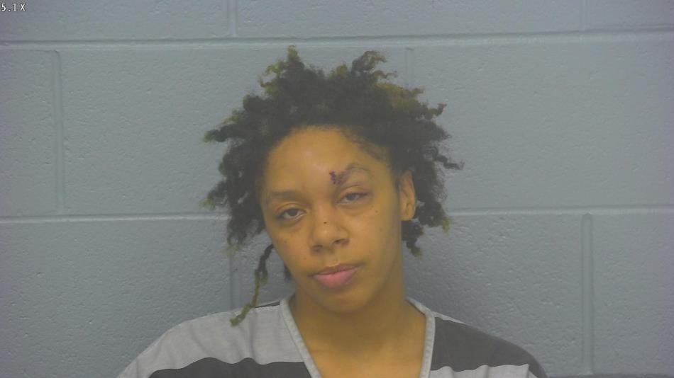 Arrest photo of AUJANAE GOODINE-BROWN