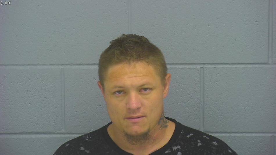 Arrest photo of AUSTIN HUTSELL