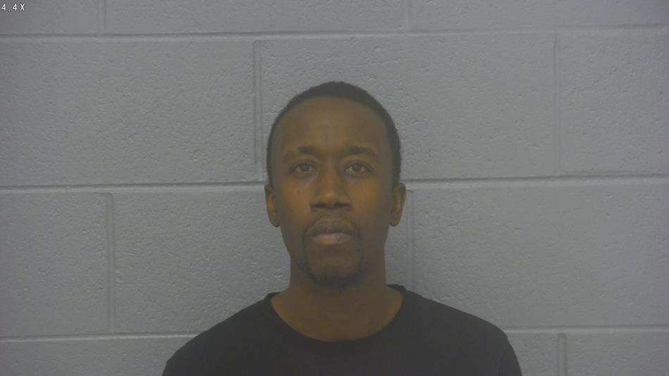 Arrest photo of BRANDON GAVINS