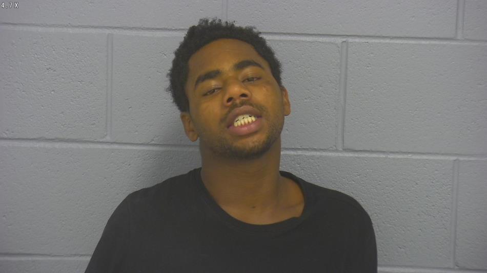 Arrest photo of CAMRON HENRY