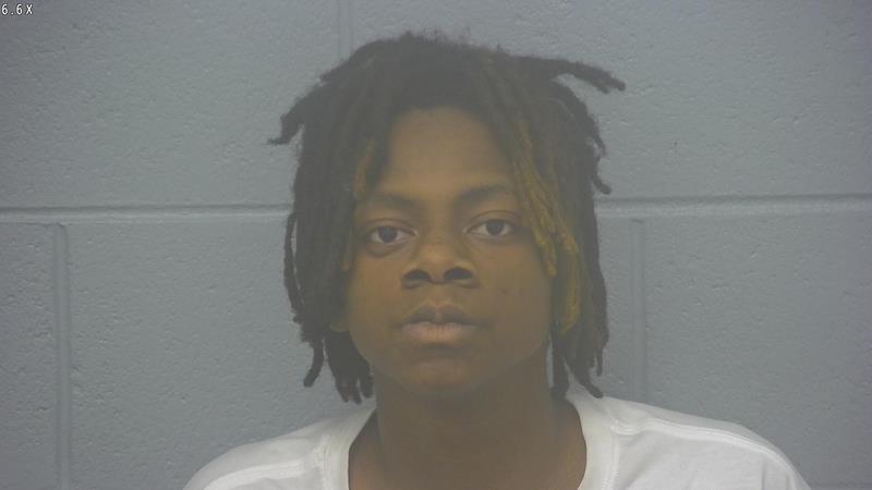 Arrest photo of CQUAN'TREL GREEN