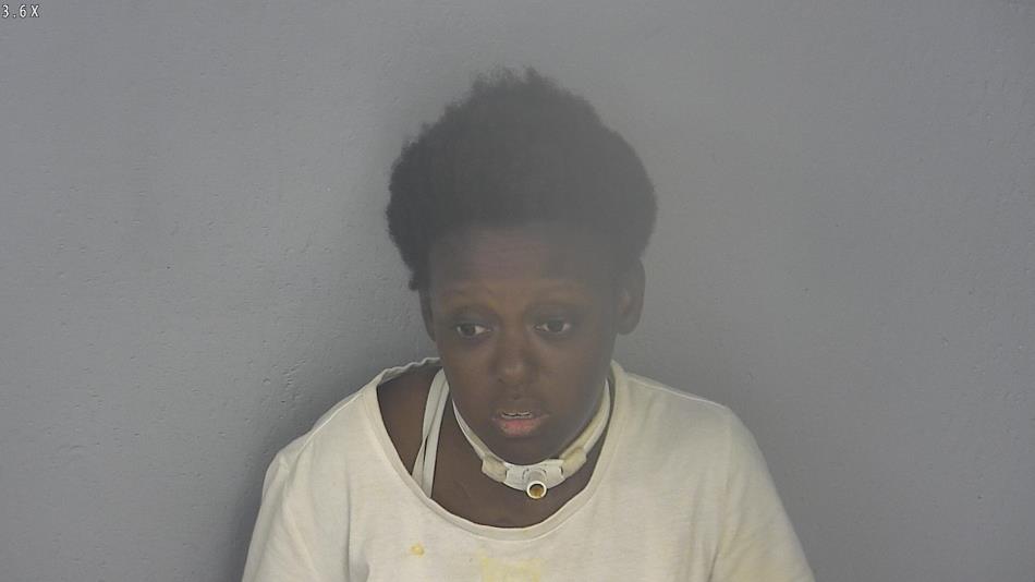 Arrest photo of CRYSTALSTAR BROUGHTON