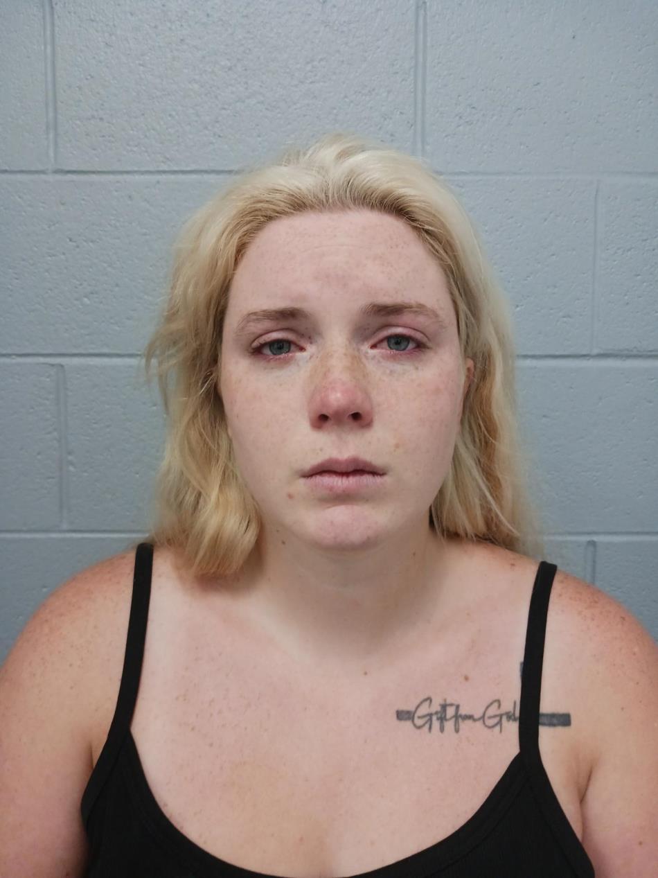 Arrest photo of DAISY HALL