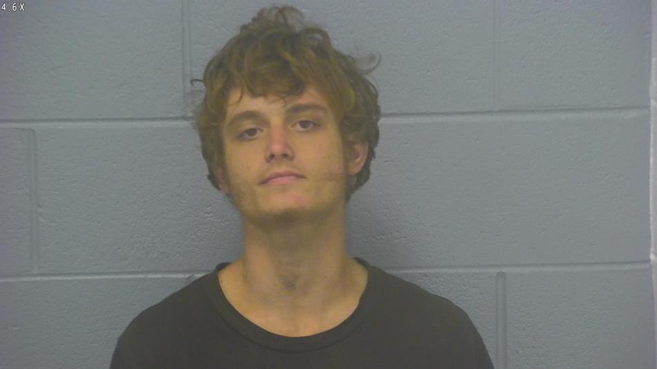 Arrest photo of DALTON BENTON