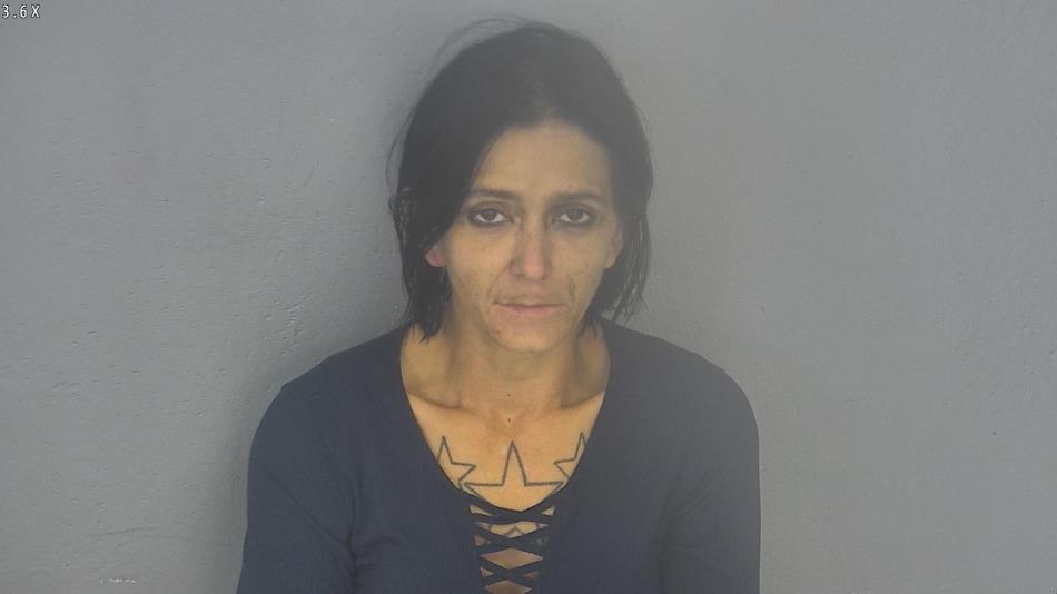 Arrest photo of DANIELLE TUTTLE