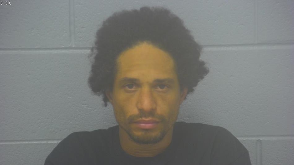 Arrest photo of DAREN RUCKER