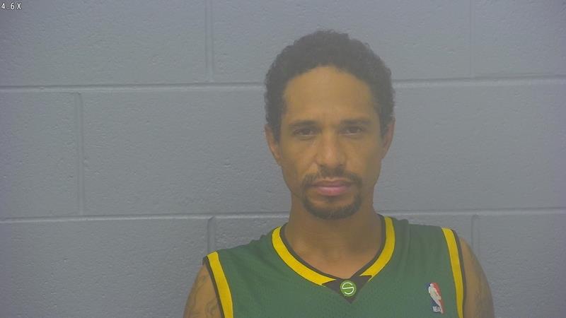 Arrest photo of DAREN RUCKER