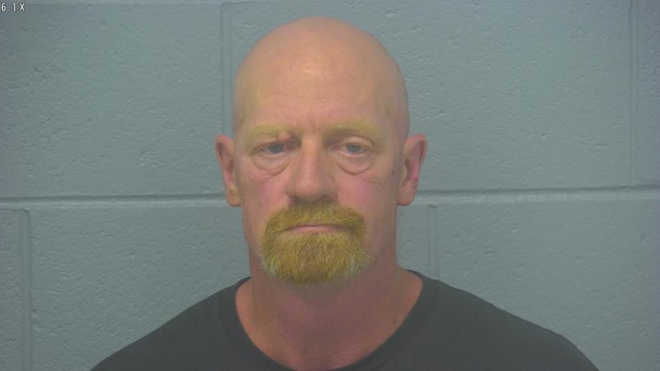 Arrest photo of DARREN AVERY