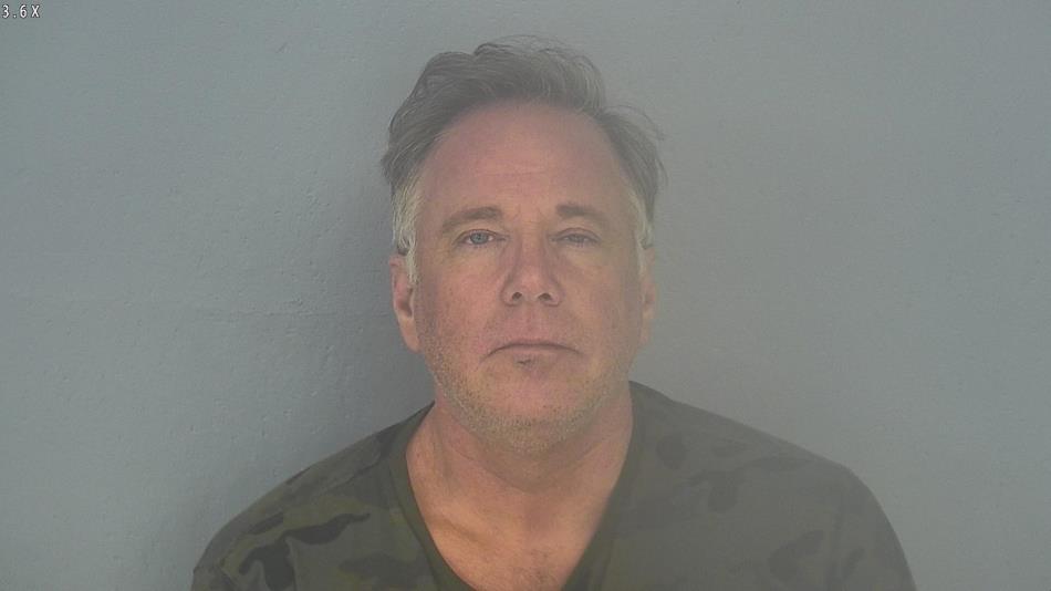 Arrest photo of DAVID UZZELL