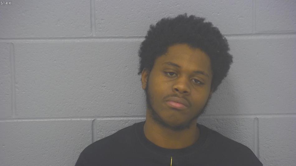 Arrest photo of DAVON READY