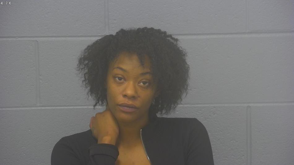 Arrest photo of DAYSHA HOLLIDAY