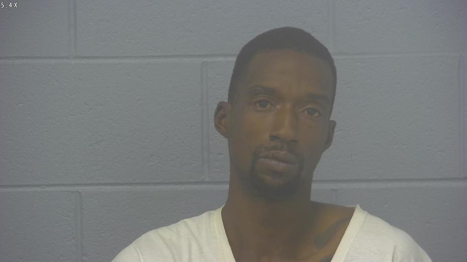 Arrest photo of DEANDRE BECKLESS