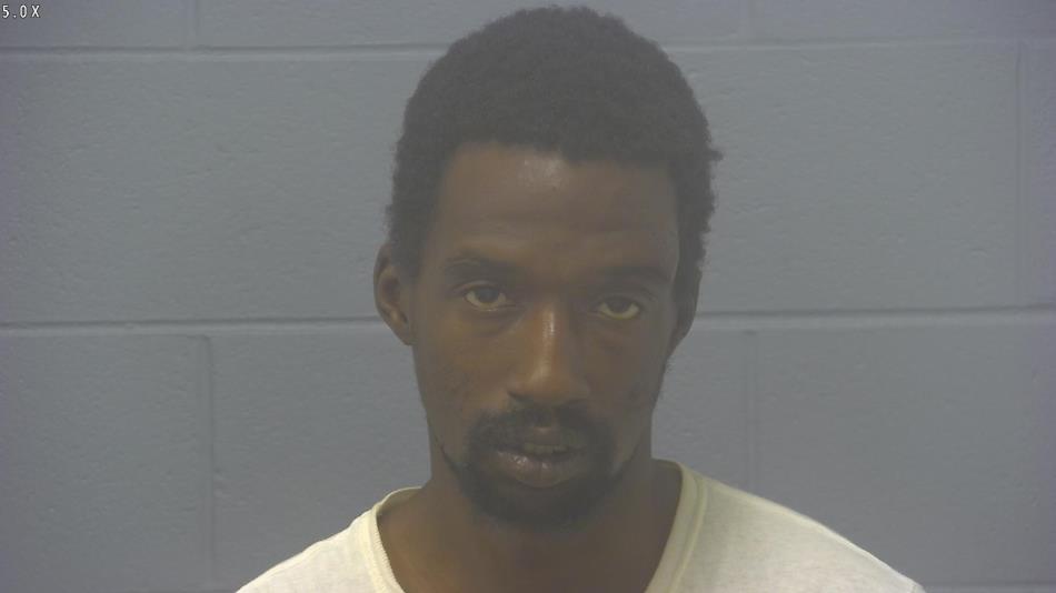 Arrest photo of DEANDRE BECKLESS
