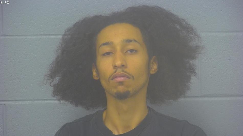 Arrest photo of DEANDRE AGUILAR SIAS