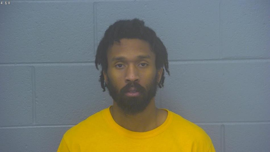 Arrest photo of DEQUARIUS JOHNSON