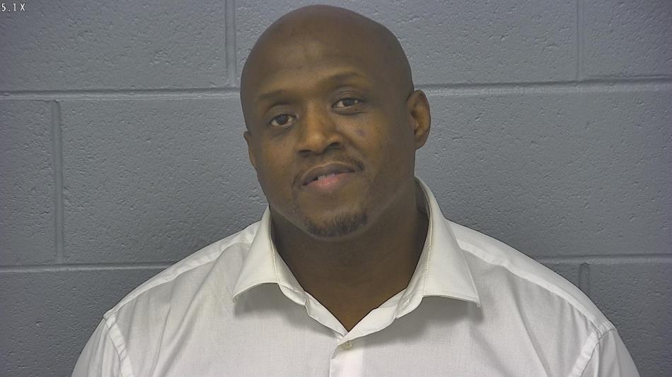 Arrest photo of DERICK MACK