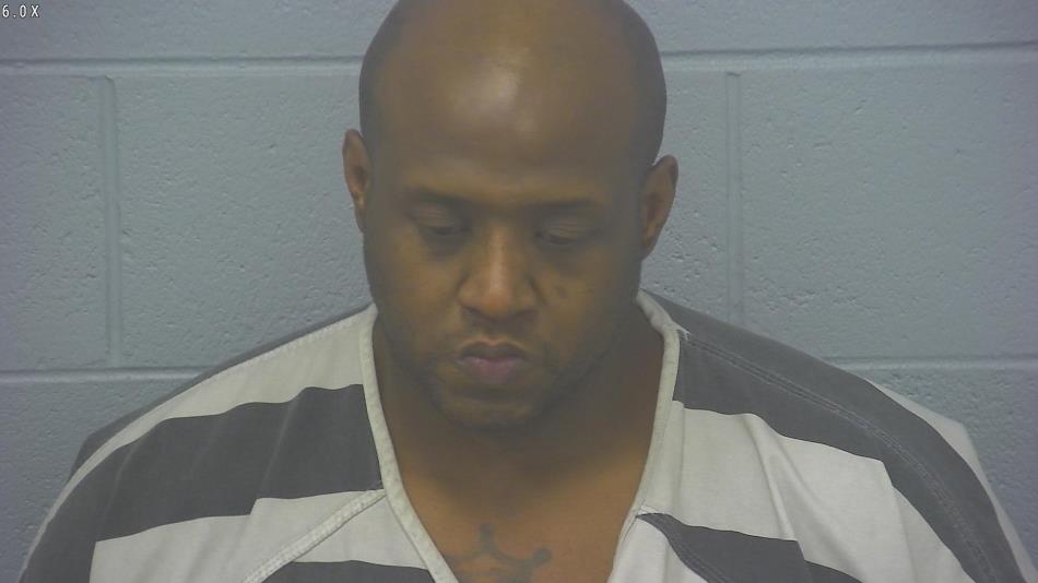 Arrest photo of DERICK MACK