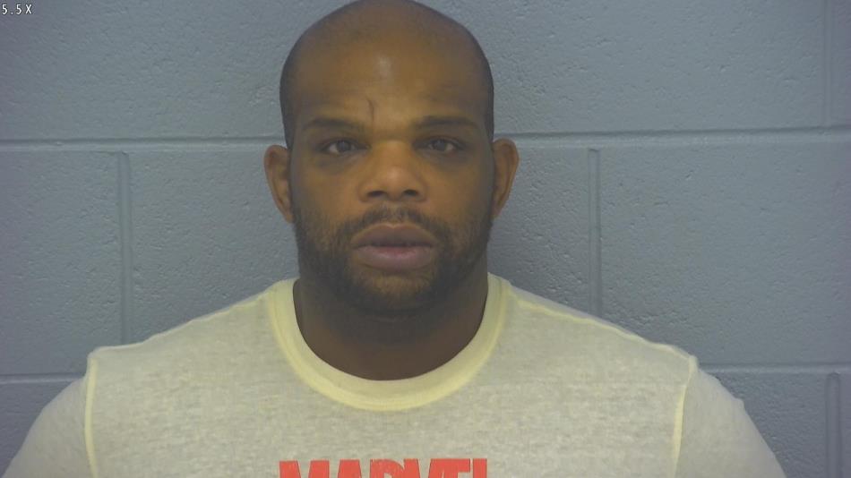 Arrest photo of DESMOND HARDY