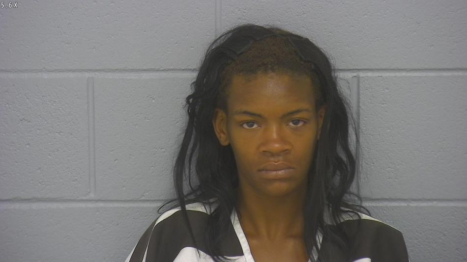 Arrest photo of DESTINEE WRIGHT