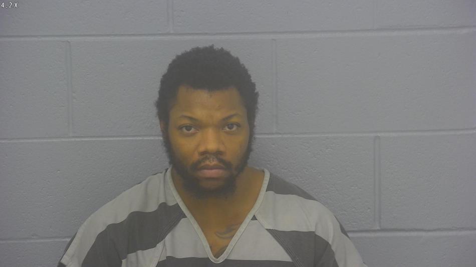 Arrest photo of DEVONTE ROBERTSON