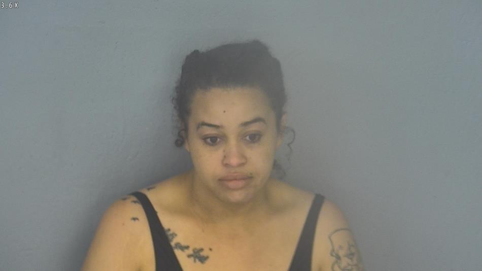 Arrest photo of DOMINIQUE HAMPSTEAD