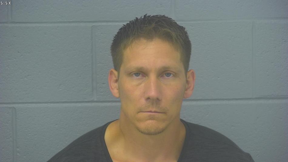 Arrest photo of DONALD SCROGGINS