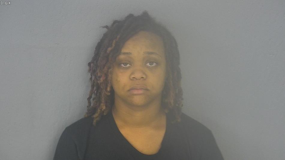 Arrest photo of ERNISHA LLOYD