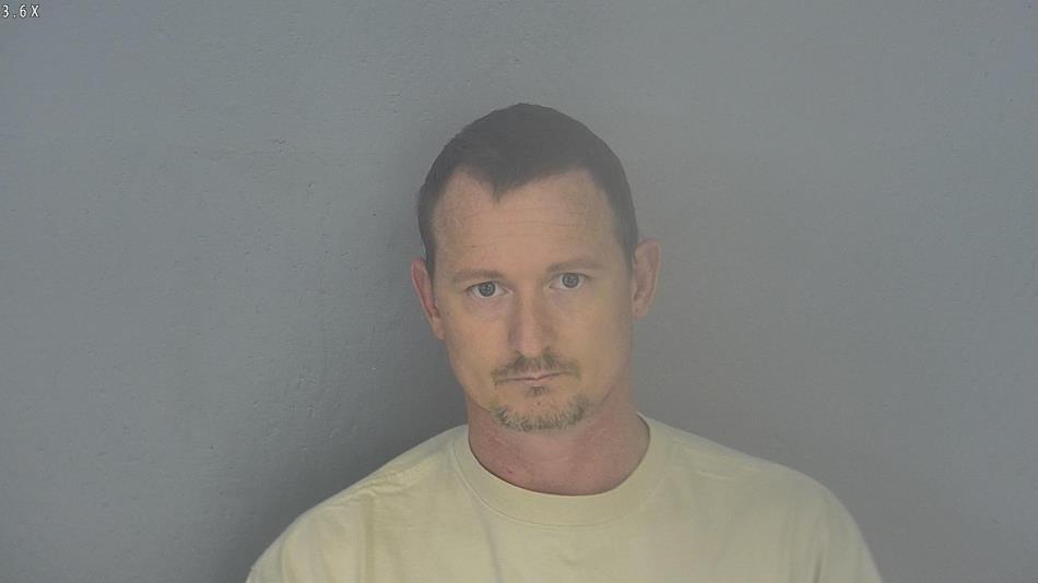 Arrest photo of FRANK FELLERS