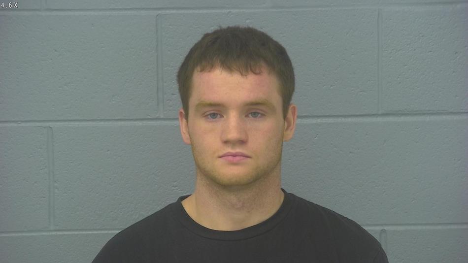 Arrest photo of ISAIAH GLEAVE