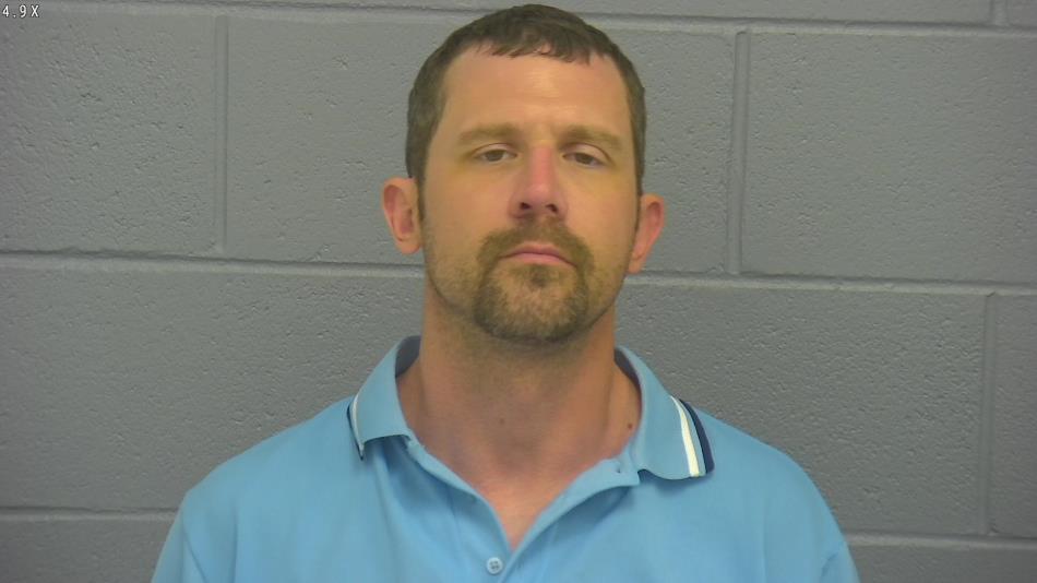 Arrest photo of JONATHAN PIERCE