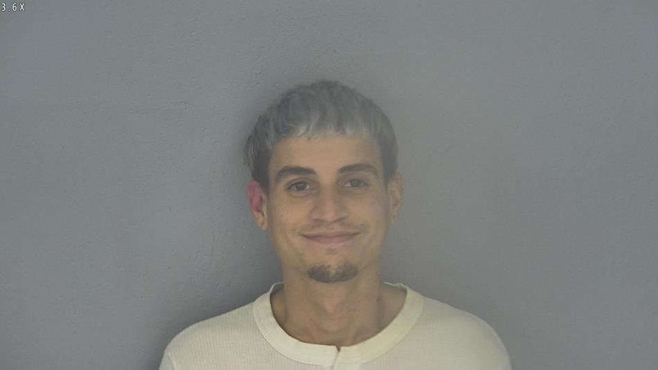 Arrest photo of JONATHAN CANUELAS-SOTO