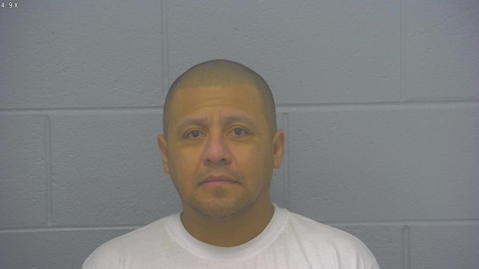 Arrest photo of JOSE ROBLES-MARTINEZ