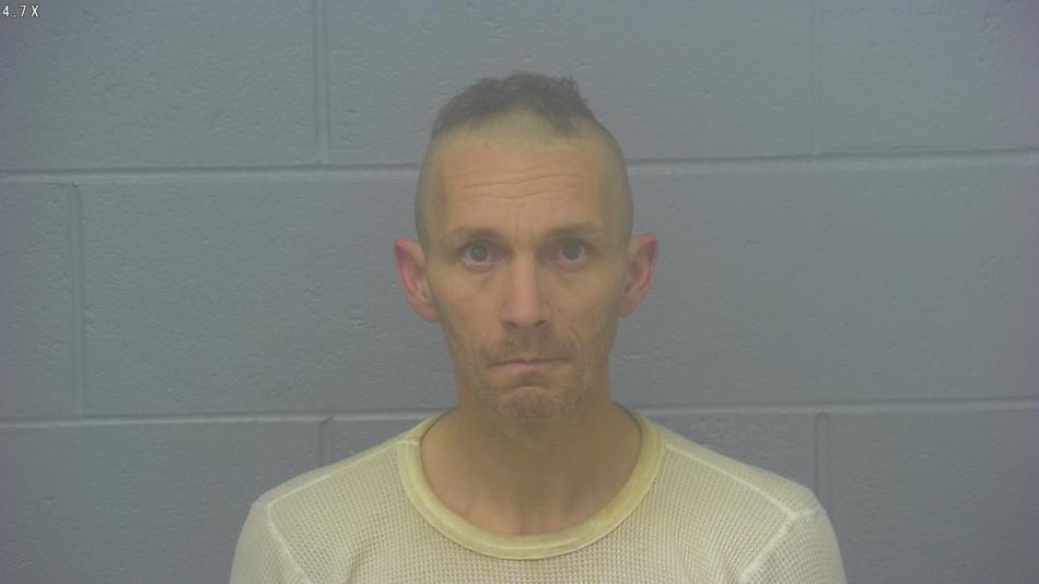 Arrest photo of JUSTIN GILYON