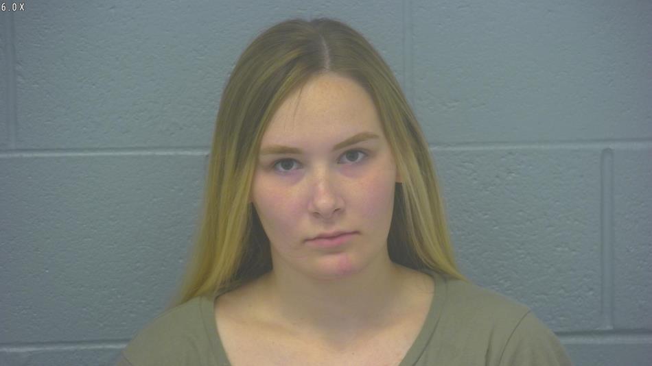 Arrest photo of KAITLYNN HARDING 