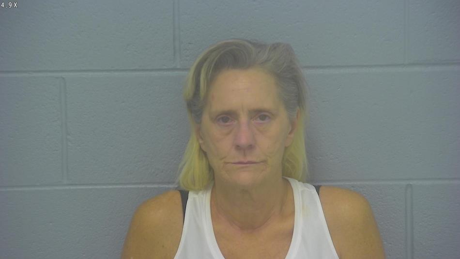 Arrest photo of KELLY MACKINNON