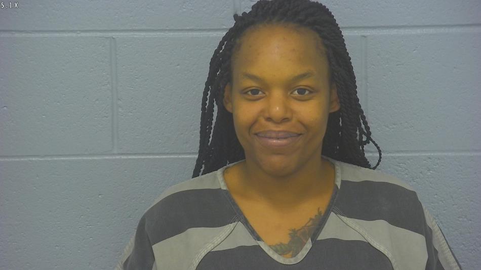 Arrest photo of KENNESHA HARRIS