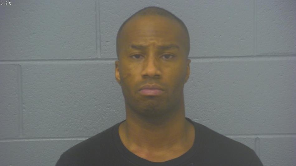 Arrest photo of LAMARR BREWER