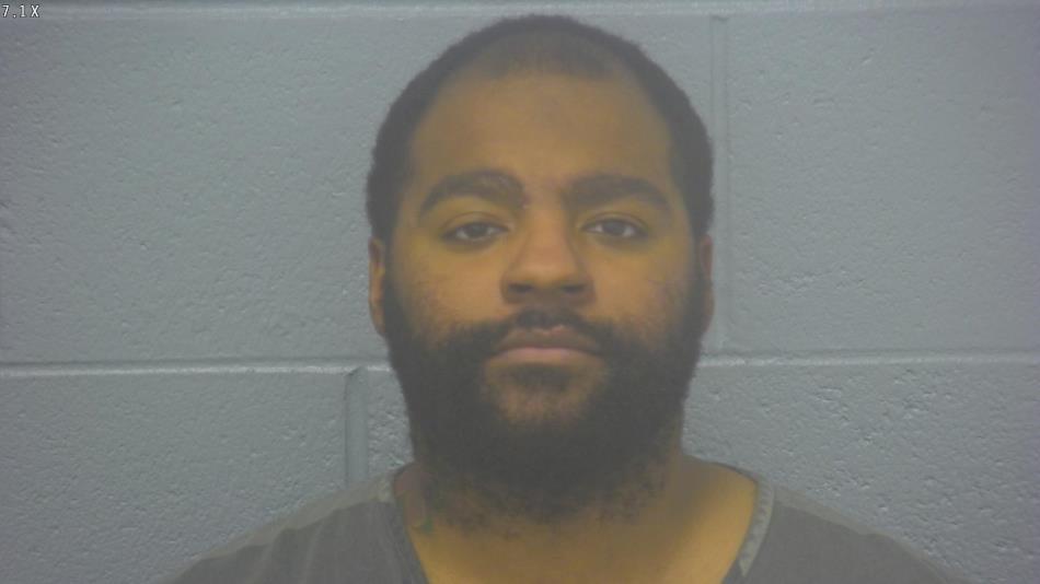 Arrest photo of LARELL BANKS