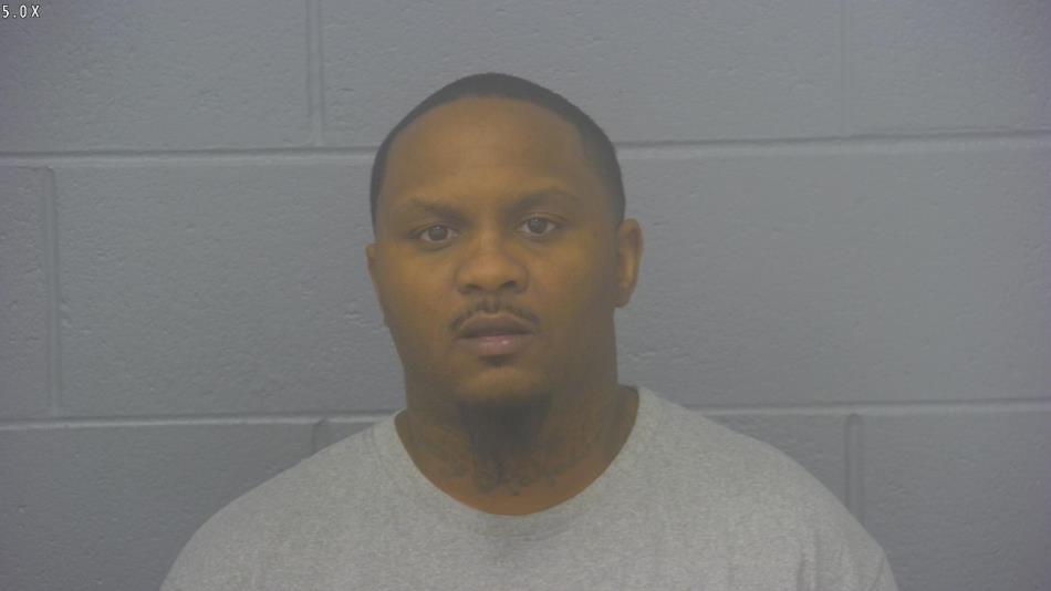 Arrest photo of LEVELLE ROSE