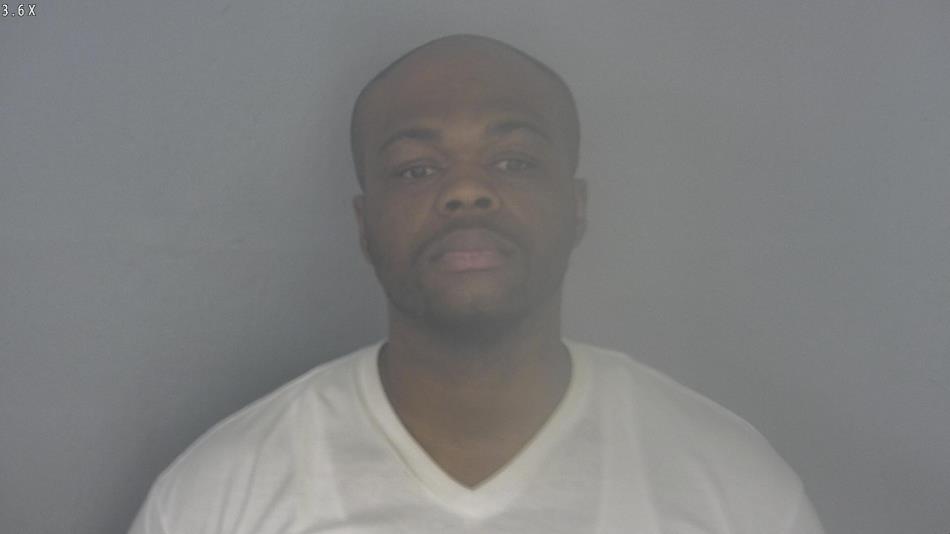 Arrest photo of LORENZO BROOMFIELD