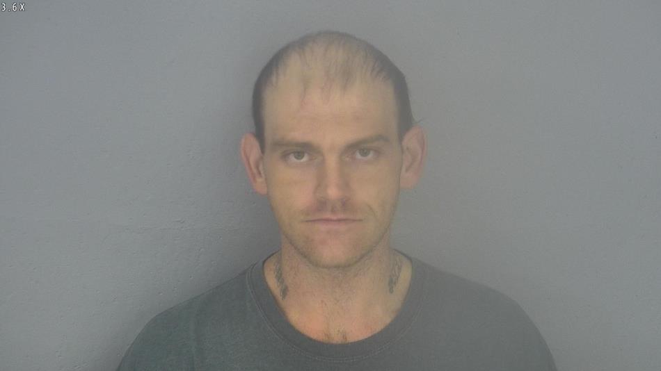 Arrest photo of MARCUS LIVINGSTON