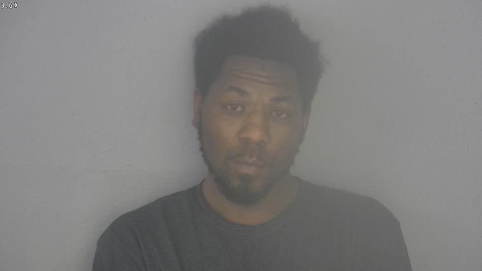 Arrest photo of MARQUEZ LACEY