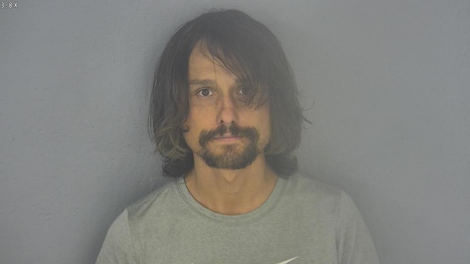 Arrest photo of MATHEW GARDNER