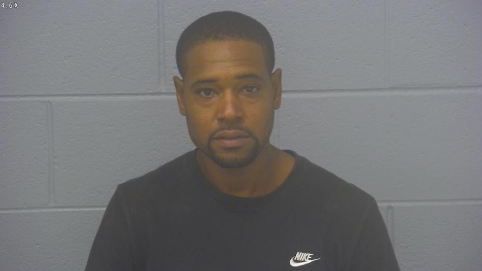 Arrest photo of MAURICE BROWN